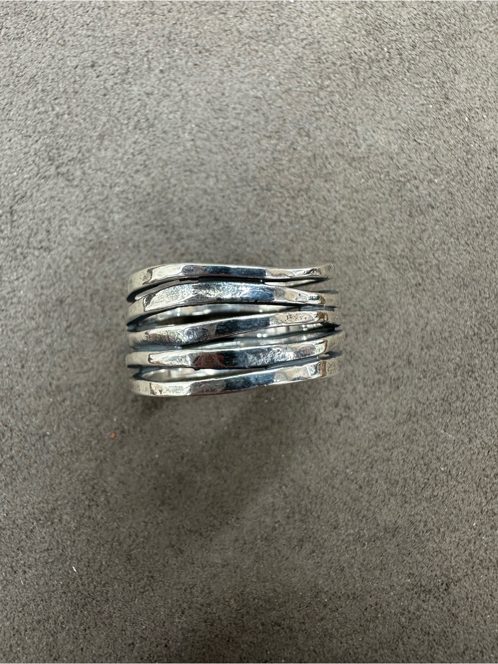 James Avery RETIRED Hammered Stacked Band Size 10 - Picture 2 of 4